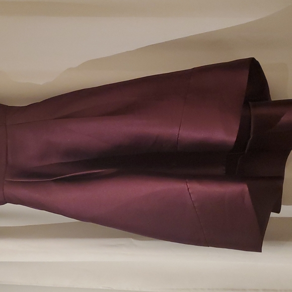 Beautiful like new shimmery plum evening dress 🖤 brand: EVERNEW - Picture 6 of 12